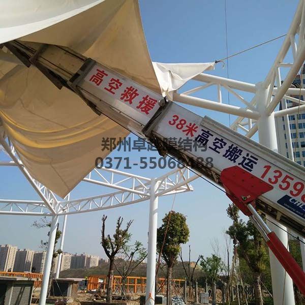 新鄭中興廣場(chǎng)膜結(jié)構(gòu)景觀(guān)裝膜